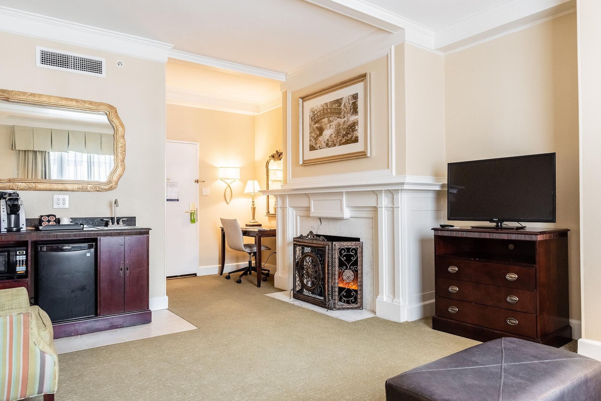 Hampton Inn & Suites Birmingham-Downtown-Tutwiler Eksteriør billede